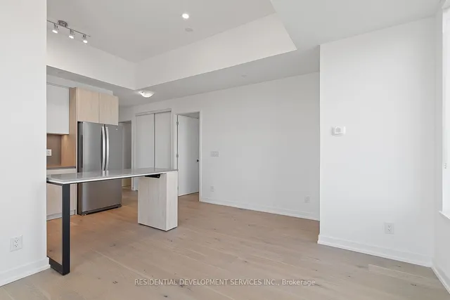 Additional image 19 of 3100 Keele St Unit 1216