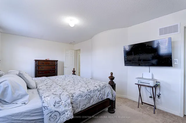 Additional image 21 of 24 Cookview Dr