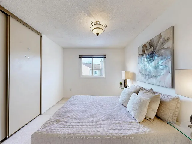 Additional image 29 of 19 Historic Terr