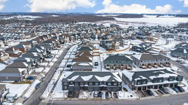 Additional image 42 of 7 Pony Way