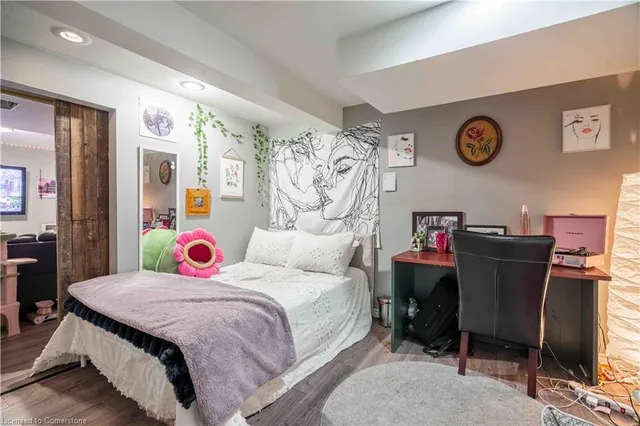 Additional image 37 of 9 Beachgrove Cres