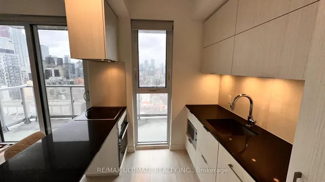 Additional image 17 of 15 Lower Jarvis St Unit 1911