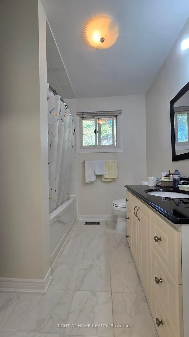 Additional image 20 of 236 York Mills Rd