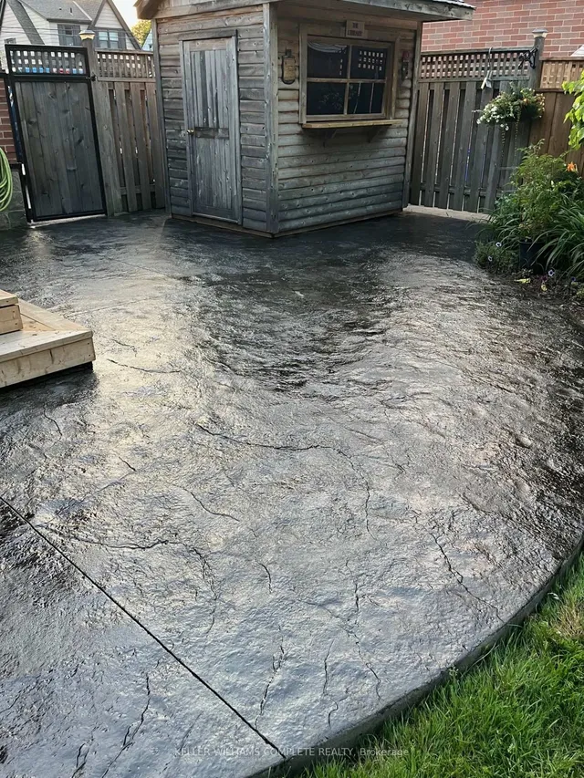 Additional image 36 of 51 Cloverhill Rd