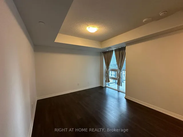 Additional image 3 of 30 Meadowglen Pl Unit 501