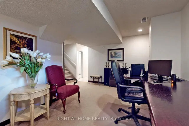 Additional image 36 of 117 Lent Cres