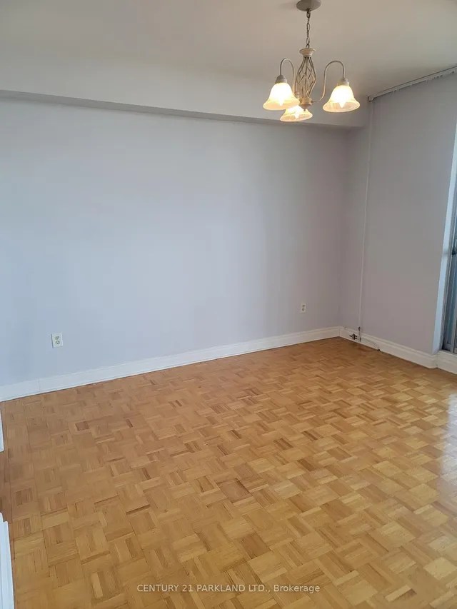 Additional image 9 of 1 Massey Sq Unit 2015