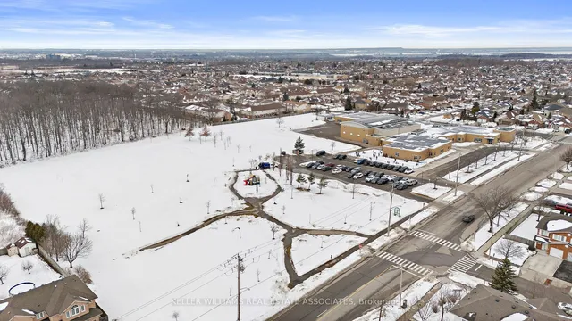 Additional image 39 of 171 Highbury Dr Unit 1