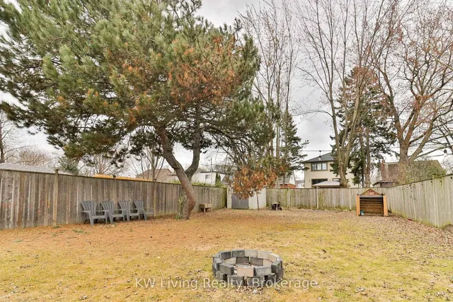 Additional image 32 of 11 Dorine Cres