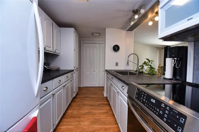 Additional image 11 of 133 Maple Cres