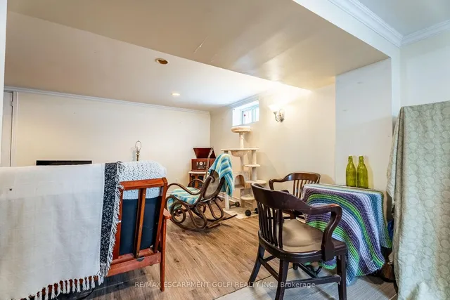 Additional image 25 of 69 Vansitmart Ave