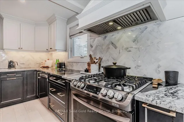 Additional image 16 of 1380 Doon Village Rd