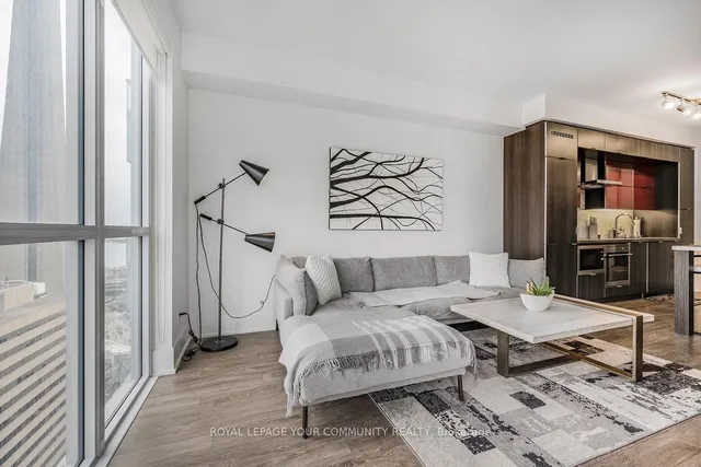 Additional image 13 of 300 Front St Unit 2807