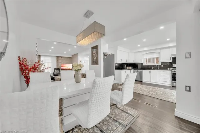 Additional image 17 of 156 Fanshawe Dr