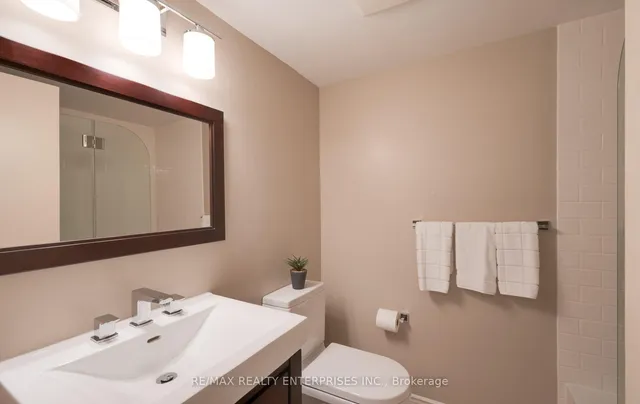 Additional image 18 of 54 Pinebrook Ave