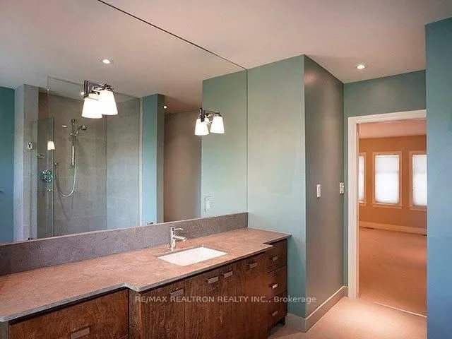 Additional image 12 of 252 Ellis Ave