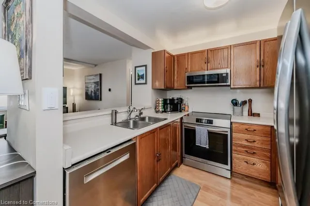 Additional image 9 of 205 Highland Cres Unit 43