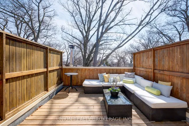 Additional image 25 of 2357 Queen St Unit 7