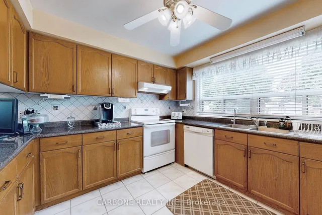 Additional image 12 of 105 Hallsport Cres