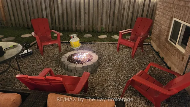 Additional image 44 of 12 Twin Willow Cres