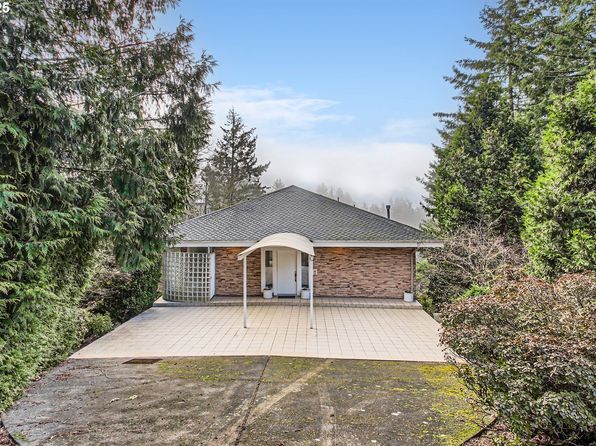 8408 NW Pinnacle Ct, Portland, OR 97229