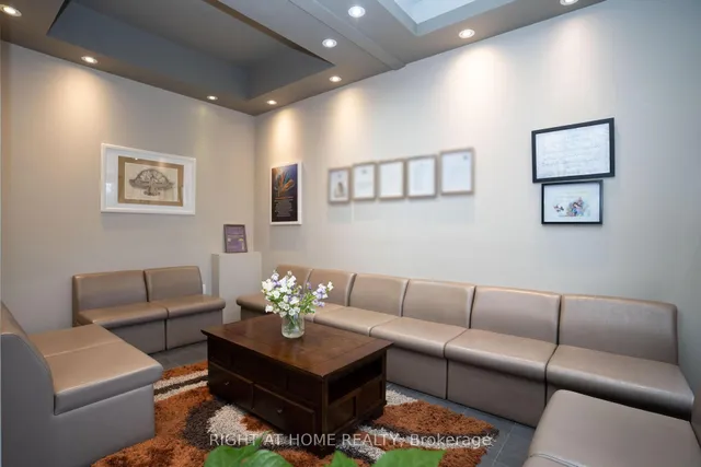 Additional image 12 of 267 Finch ave west N/A