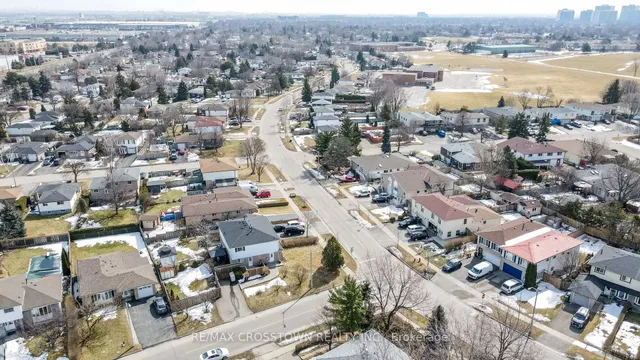 Additional image 47 of 2 Gatewood Dr