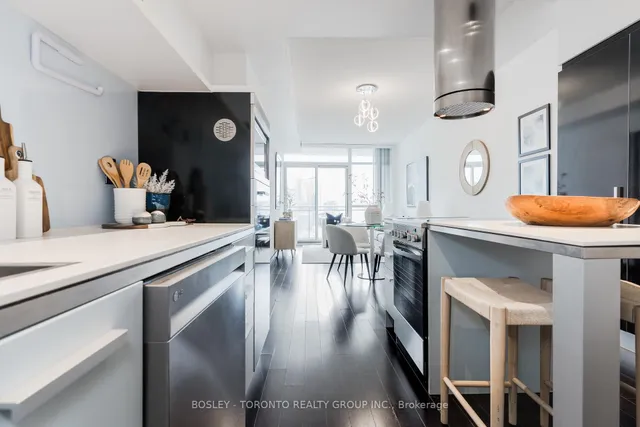 Additional image 20 of 38 Dan Leckie Way Unit 3011