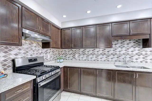 Additional image 20 of 7 Tustin Rd