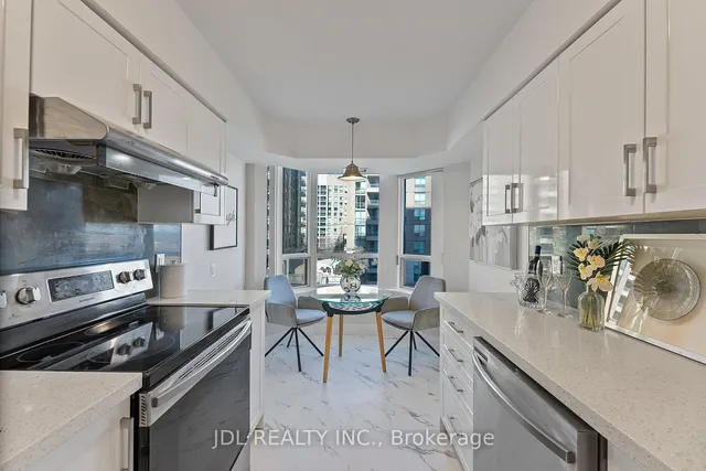 Additional image 23 of 35 Finch Ave Unit 605