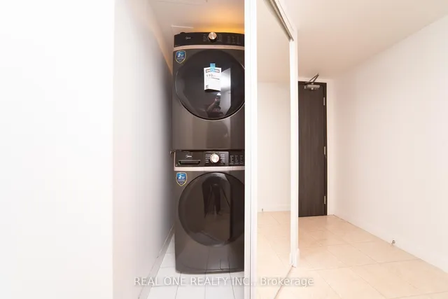 Additional image 3 of 210 Victoria St Unit 2404