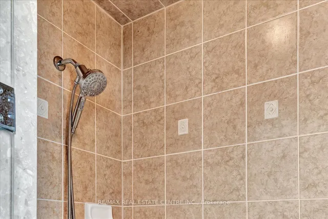 Additional image 30 of 244 Quinlan Crt