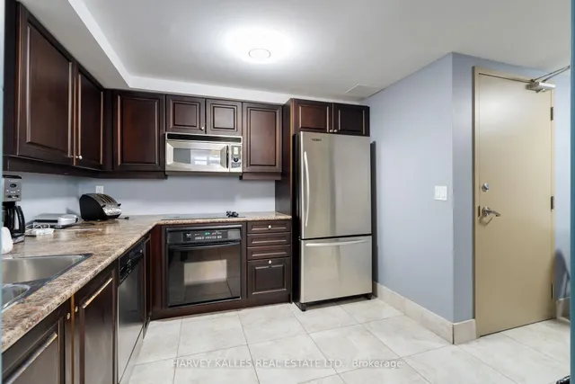 Additional image 32 of 140 Simcoe St Unit 1412