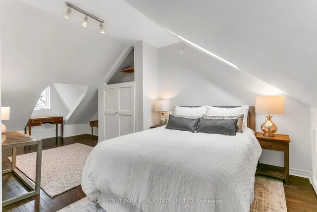 Additional image 34 of 131 Montrose Ave