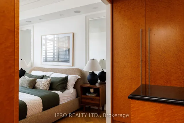 Additional image 35 of 935 Royal York Rd Unit PH 604