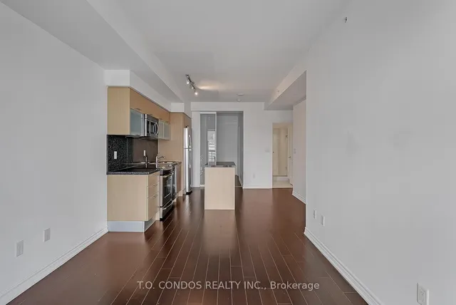 Additional image 14 of 386 Yonge St Unit 3808