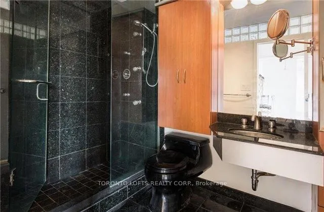 Additional image 17 of 426 Queen St Unit 204