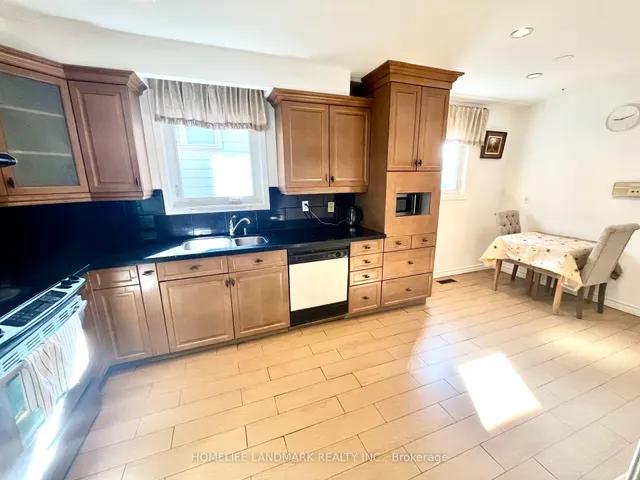 Additional image 7 of 89 Baroness Cres