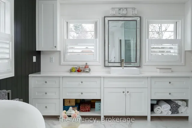 Additional image 29 of 347 EAST HART Cres