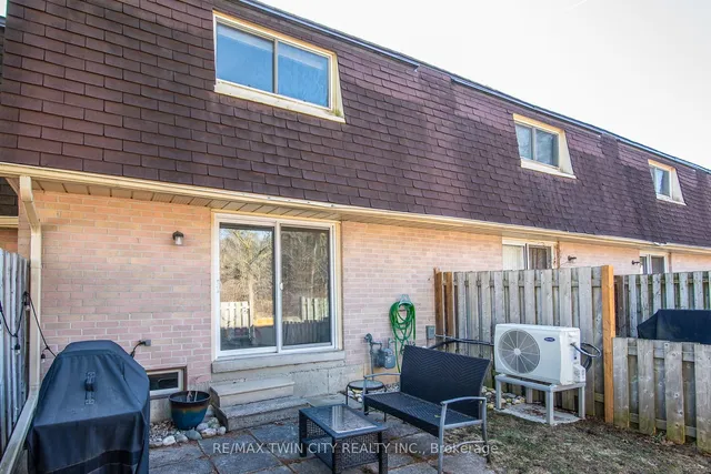 Additional image 7 of 634 Strasburg Rd Unit 32