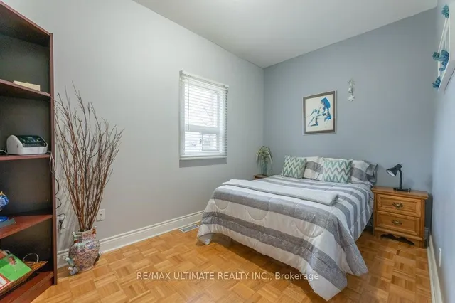 Additional image 19 of 1496 Keele St