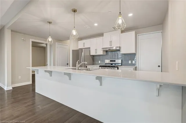 Additional image 10 of 181 James St Unit 306