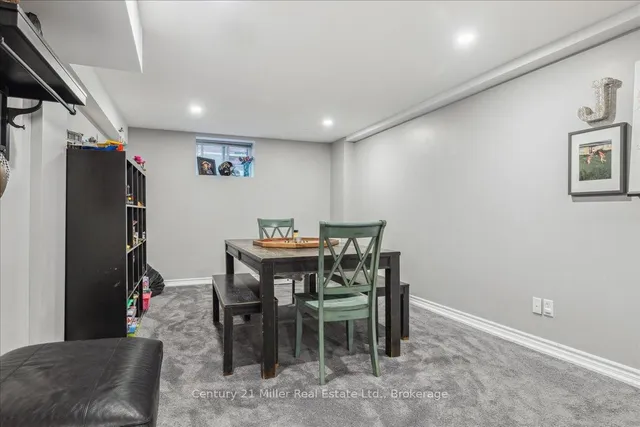 Additional image 26 of 30 Grande Ave