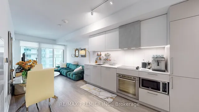 Additional image 10 of 19 Western Battery Rd Unit 3203