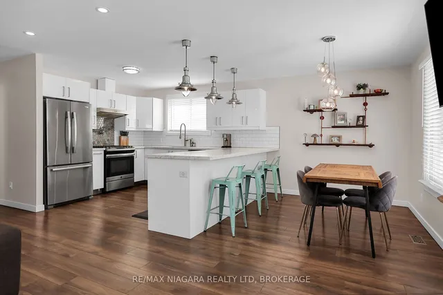 Additional image 14 of 52 Yorkdale Cres