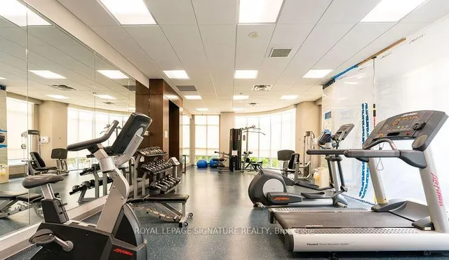 Additional image 40 of 35 Hollywood Ave Unit 703