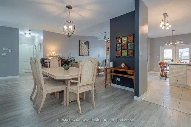 Additional image 16 of 900 Doon Village Rd Unit 12