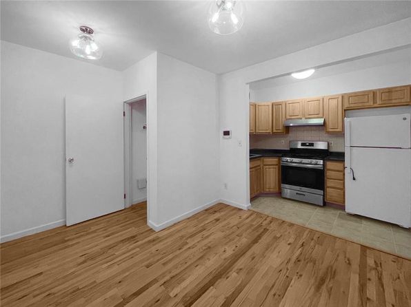 400 E 161 Street #5D, Bronx, NY 10451