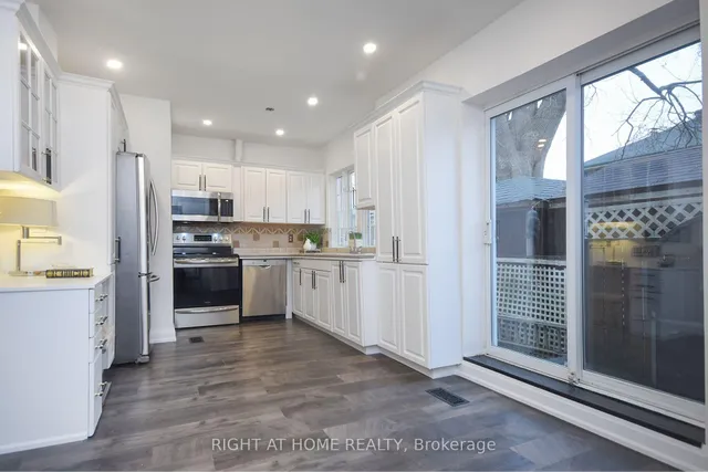 Additional image 7 of 2 Astoria Ave