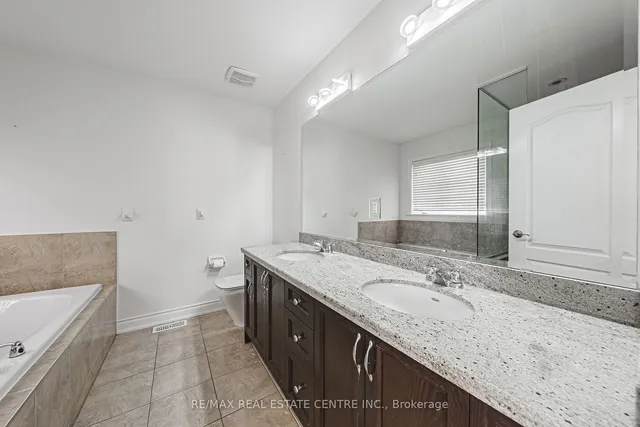 Additional image 26 of 107 Hazelton Ave